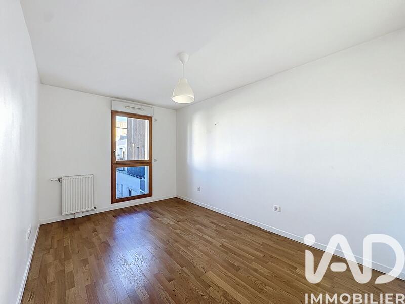 Appartement - 77 m² - 4 pièces