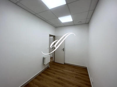 Bureau - 90 m²