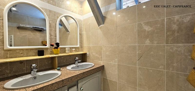 Maison - 110 m² - 6 pièces