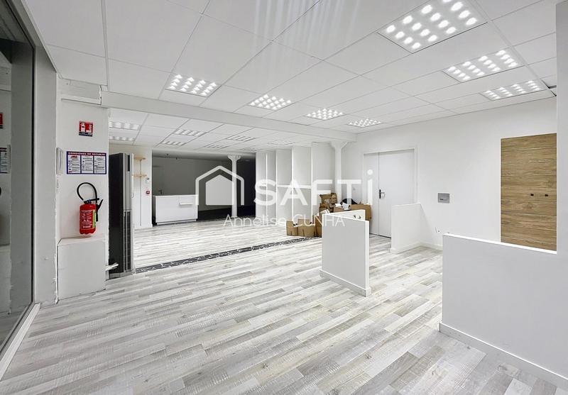 Local commercial - 423 m² - 11 pièces