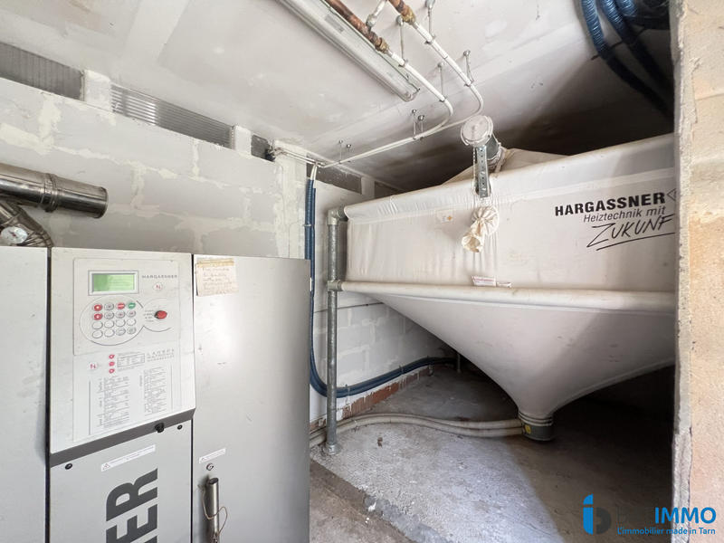 Maison - 211 m² - 8 pièces