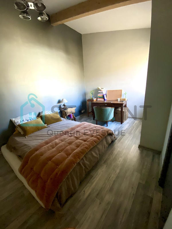 Maison - 200 m² - 5 pièces