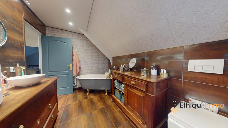 Maison - 110 m² - 5 pièces