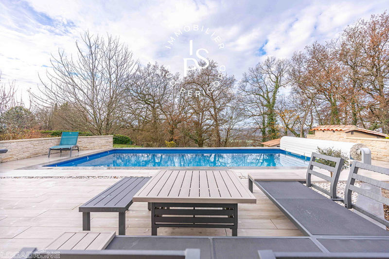 Maison - 112 m² - 6 pièces