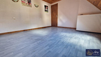 Maison - 96 m² - 5 pièces