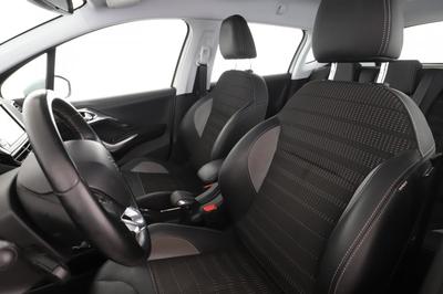 Peugeot 2008 1.2 PureTech Allure Eat6 110 ch