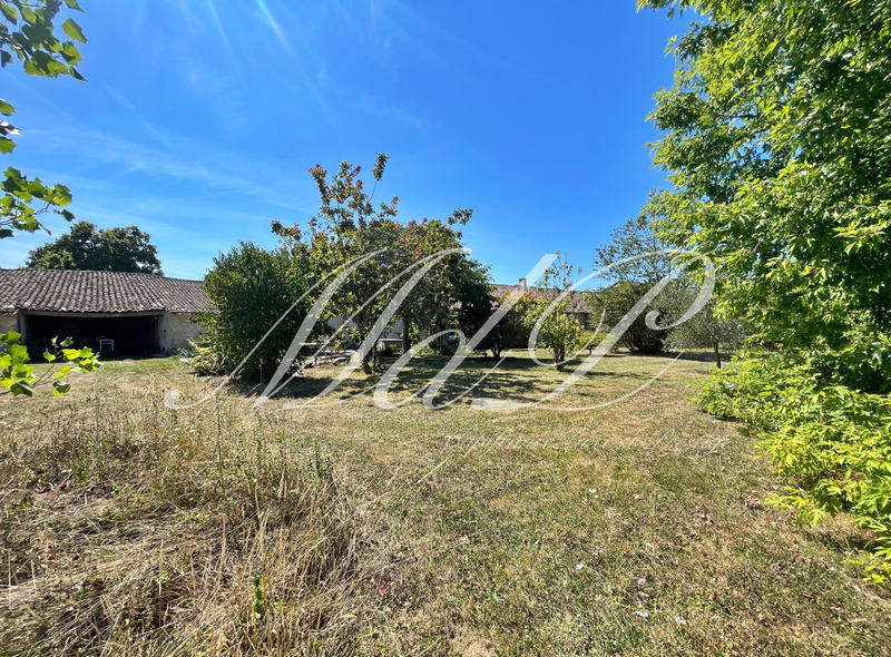 Maison de campagne - 430 m² - 10 pièces