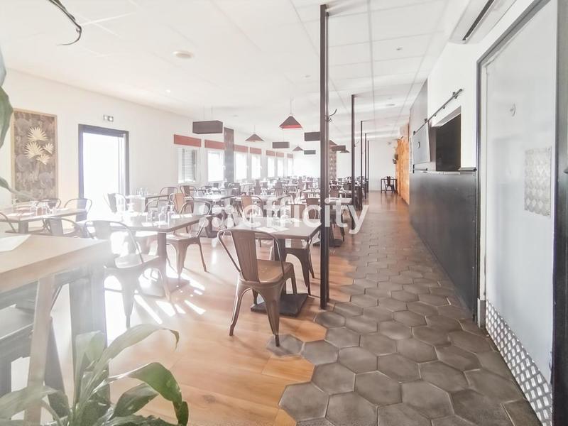 Fonds de commerce - 250 m²