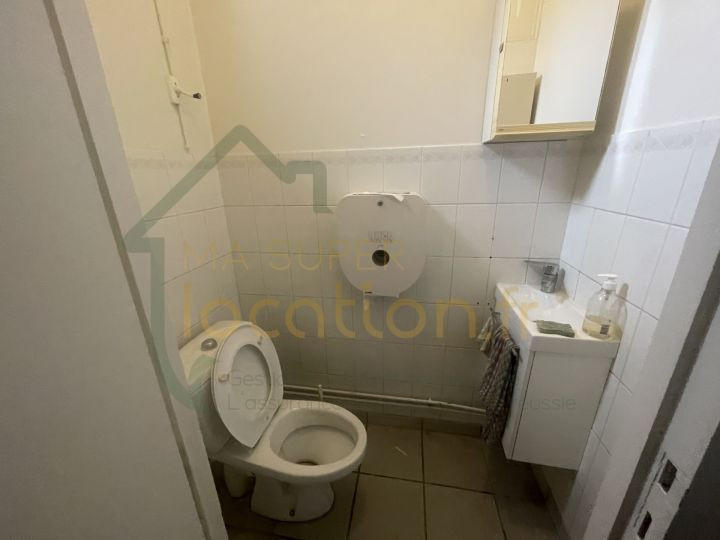 Local commercial - 20 m² - 1 pièce