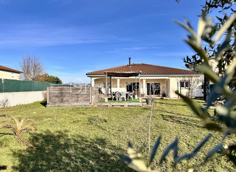 Maison traditionnelle - 120 m² - 5 pièces