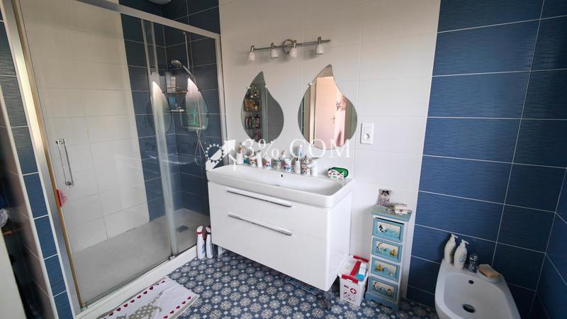 Maison - 157 m² - 6 pièces