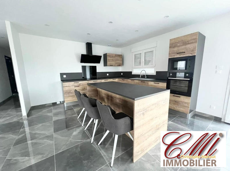 Maison - 130 m² - 5 pièces