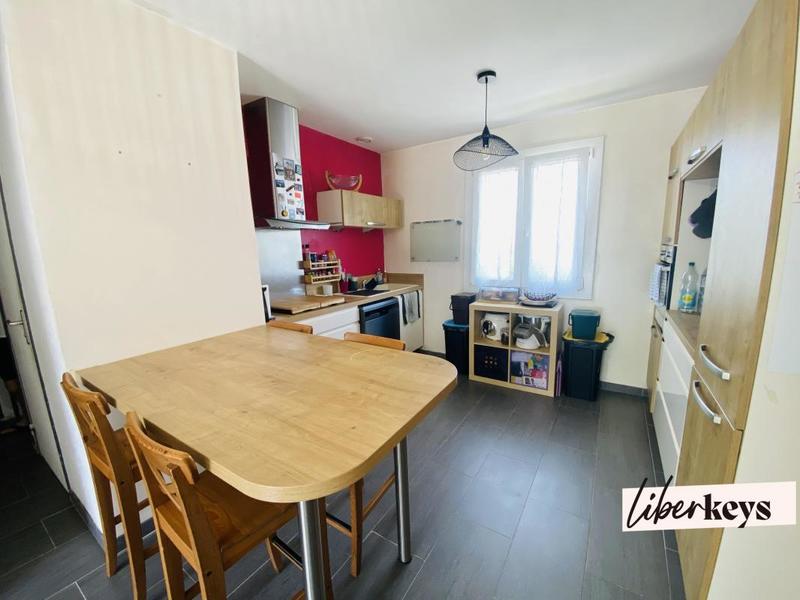 Pavillon - 120 m² - 7 pièces