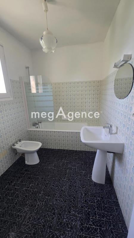 Maison - 145 m² - 8 pièces