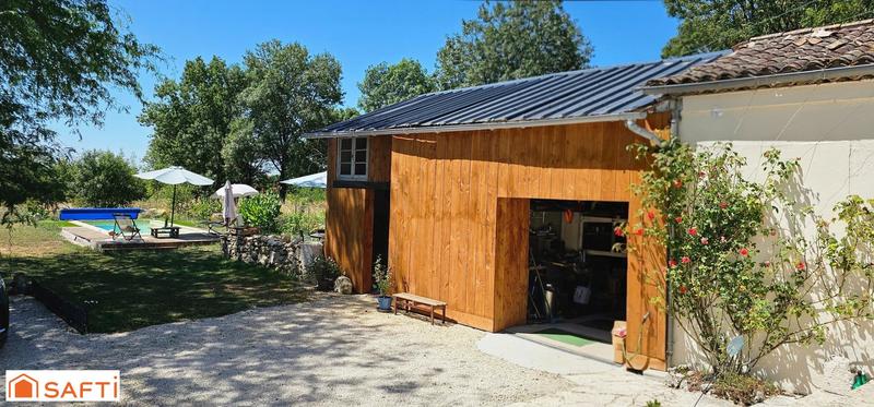 Maison - 140 m² - 6 pièces