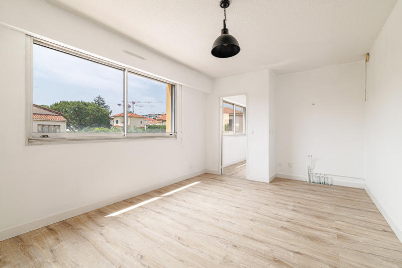 Local commercial - 40 m² - 2 pièces