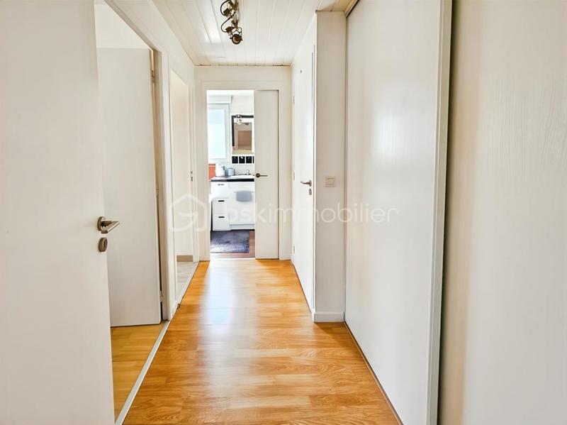 Appartement - 65 m² - 3 pièces