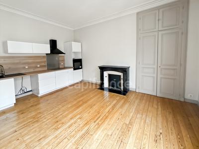 Appartement bourgeois - 86 m² - 4 pièces