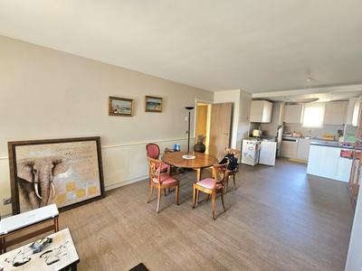 Appartement - 88 m² - 4 pièces