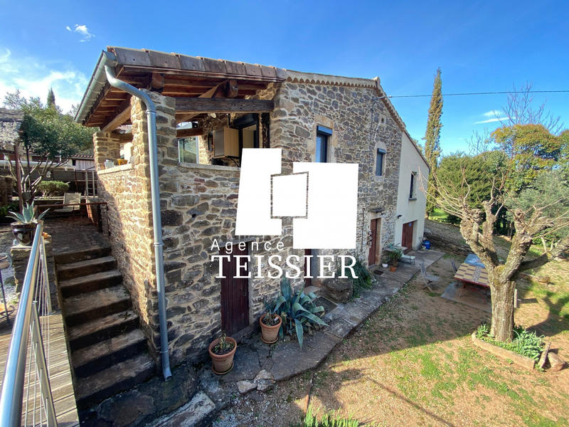 Maison - 165 m² - 8 pièces