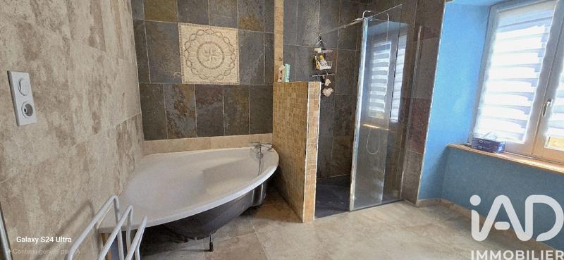 Maison - 113 m² - 6 pièces