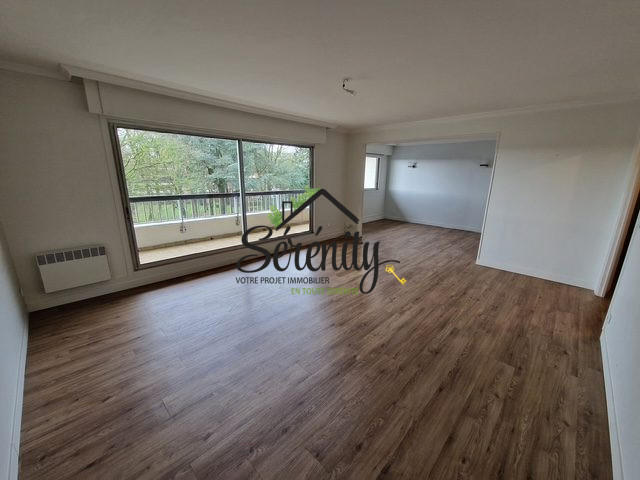 Appartement - 100 m² - 4 pièces