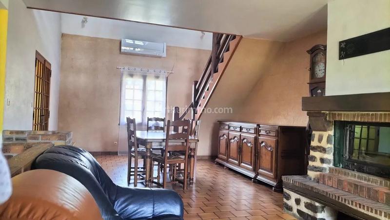 Maison - 144 m² - 7 pièces