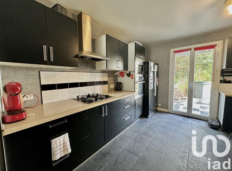 Maison - 107 m² - 5 pièces