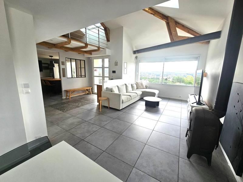 Maison - 197 m² - 5 pièces