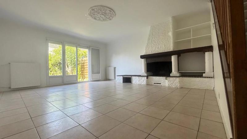 Maison - 101 m² - 6 pièces