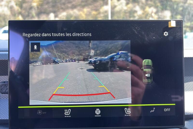 Dacia Duster Hybrid-G 150 4x4 Expressi