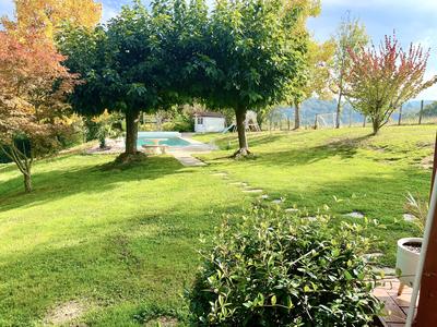 Propriété - 165 m² - 6 pièces