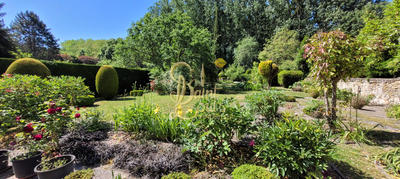 Maison - 200 m² - 7 pièces