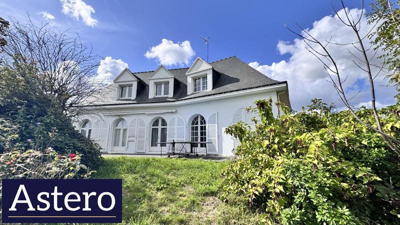 Maison - 196 m² - 6 pièces