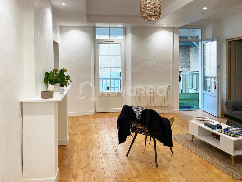 Appartement - 75 m² - 3 pièces