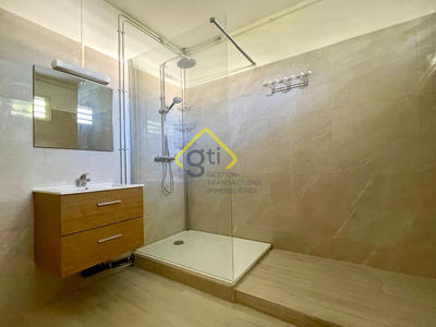 Maison - 67 m² - 3 pièces