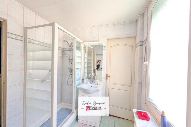 Maison - 140 m² - 7 pièces