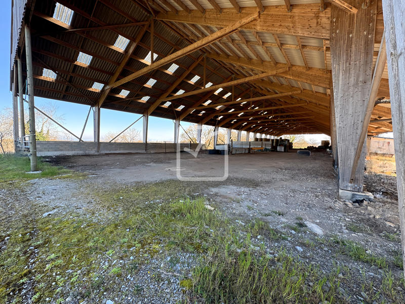 Maison - 314 m² - 13 pièces