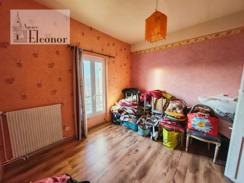 Maison - 188 m² - 7 pièces