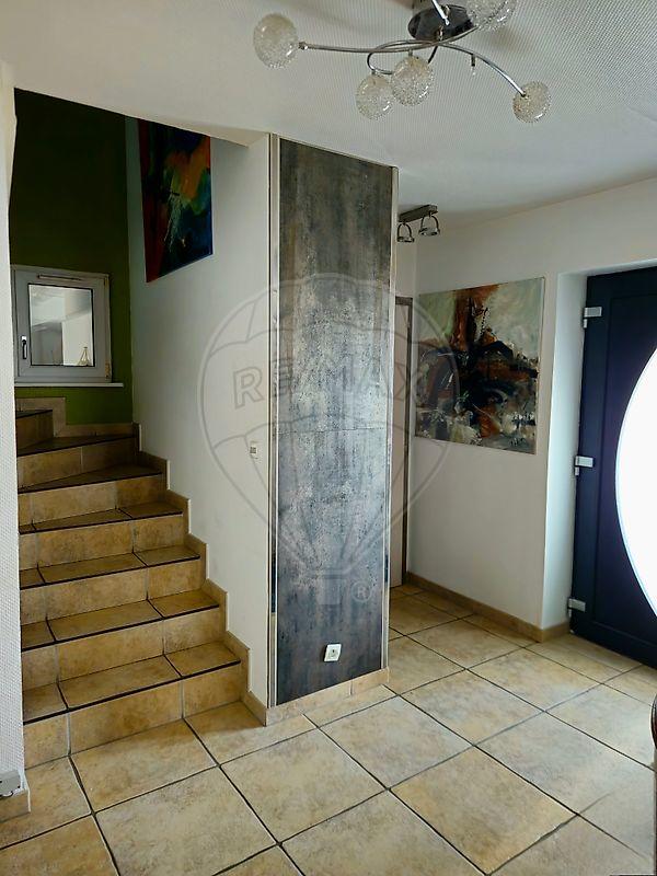 Maison - 208 m² - 7 pièces