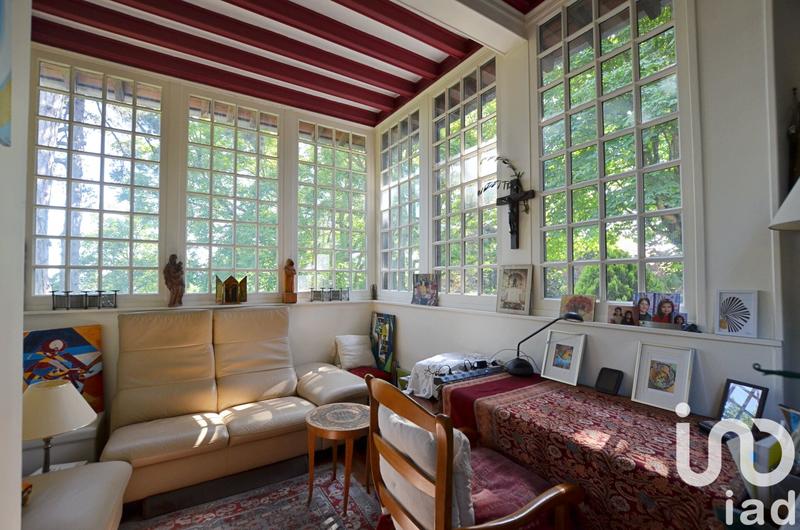 Maison - 180 m² - 8 pièces