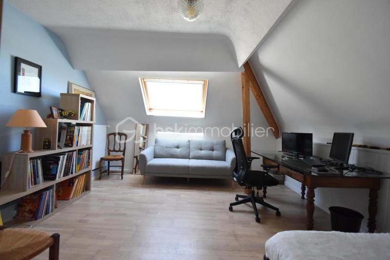 Demeure - 303 m² - 11 pièces