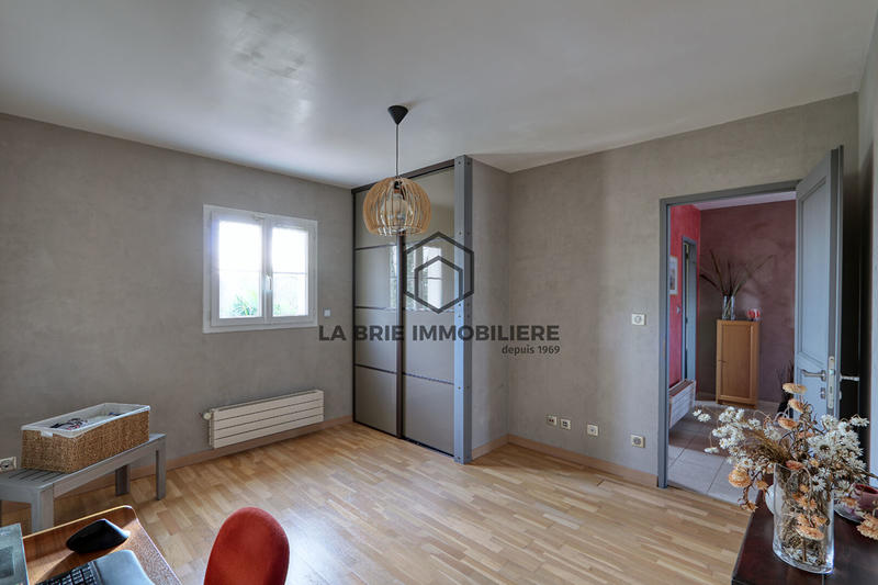 Maison - 155 m² - 6 pièces