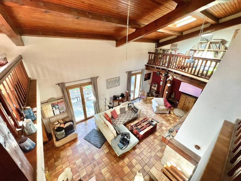 Maison - 282 m² - 9 pièces