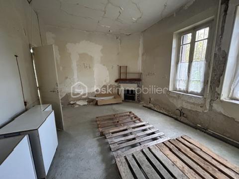 Maison - 598 m² - 20 pièces