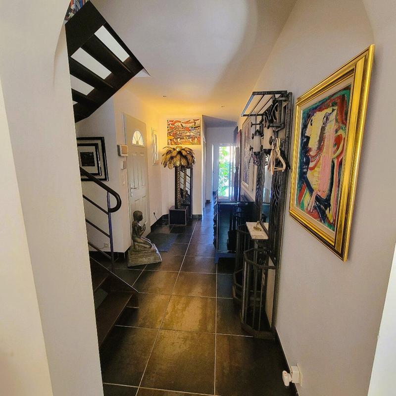 Maison - 148 m² - 6 pièces