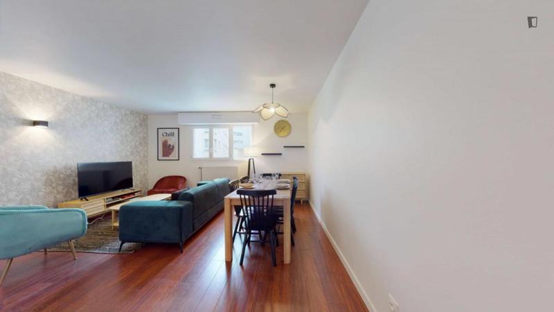 Chambre - 10 m² - 5 pièces