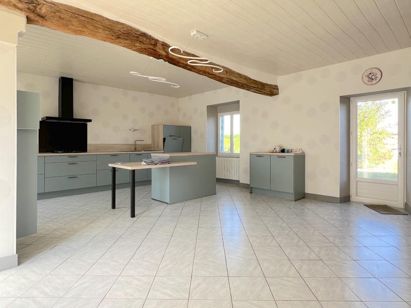 Maison - 185 m² - 6 pièces