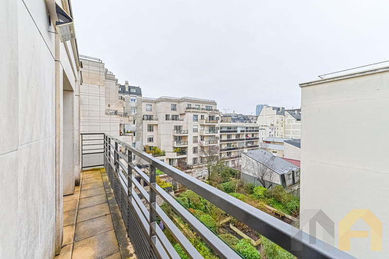 Appartement - 94 m² - 4 pièces