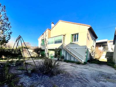 Maison - 97 m² - 5 pièces